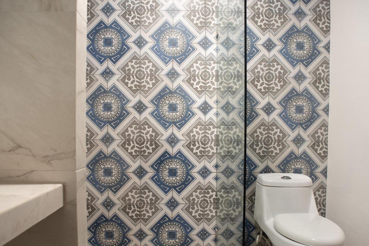 Hotel Mayari Holbox エクステリア 写真 Bathroom tiles
