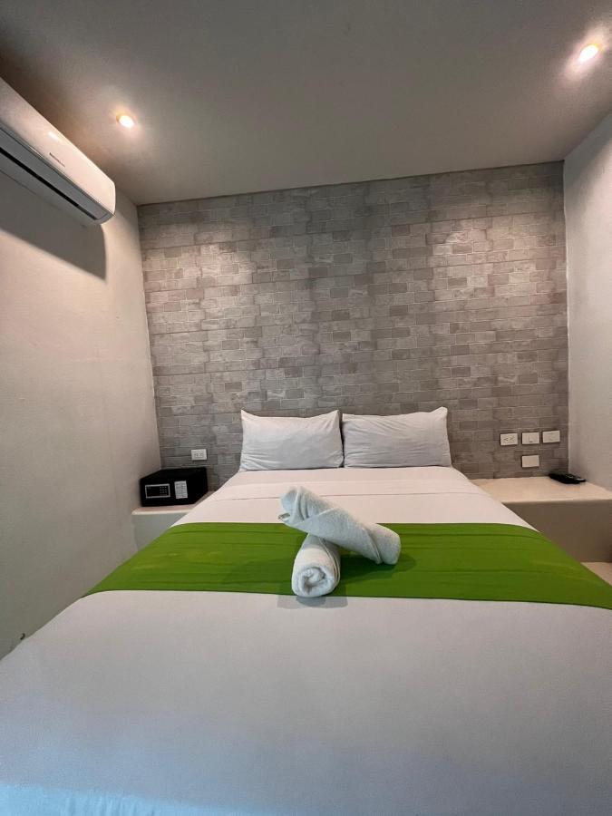 Hotel Mayari Holbox エクステリア 写真 A room at the hotel