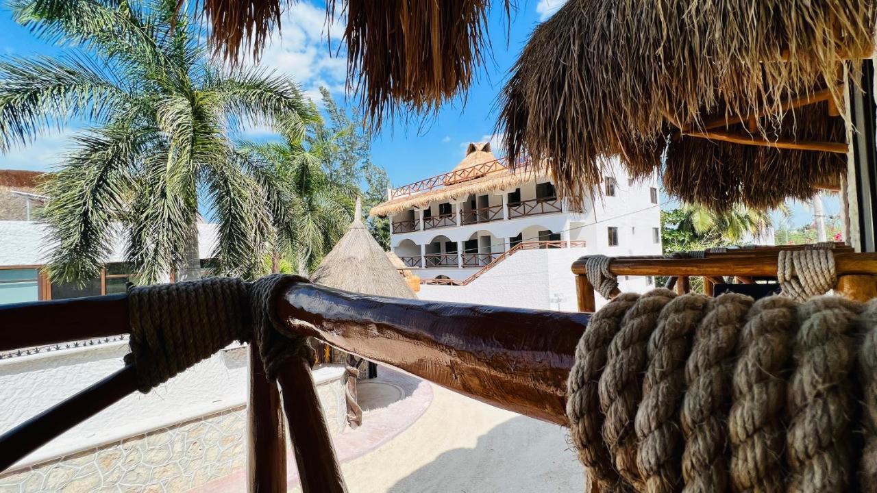 Hotel Mayari Holbox エクステリア 写真